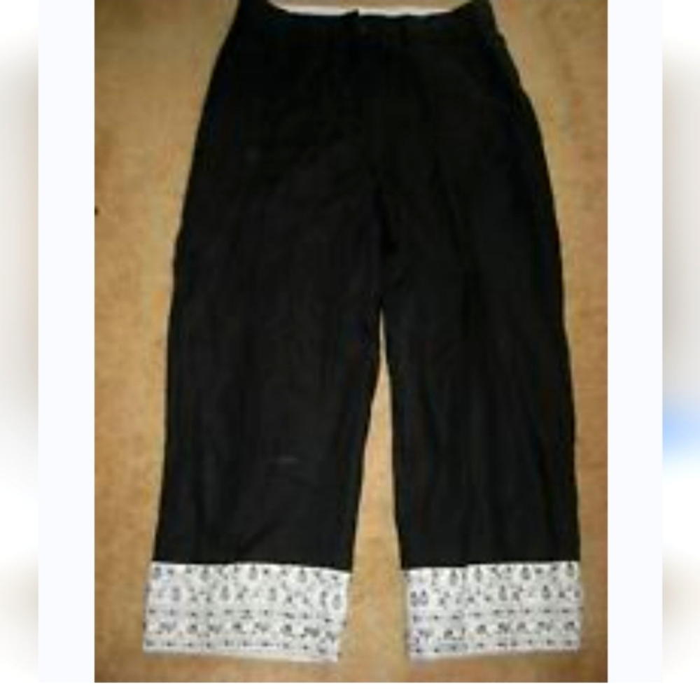 Jillian Jones Womens Capri Cropped Pants S 12 Black 100%Linen Embroidered Hem